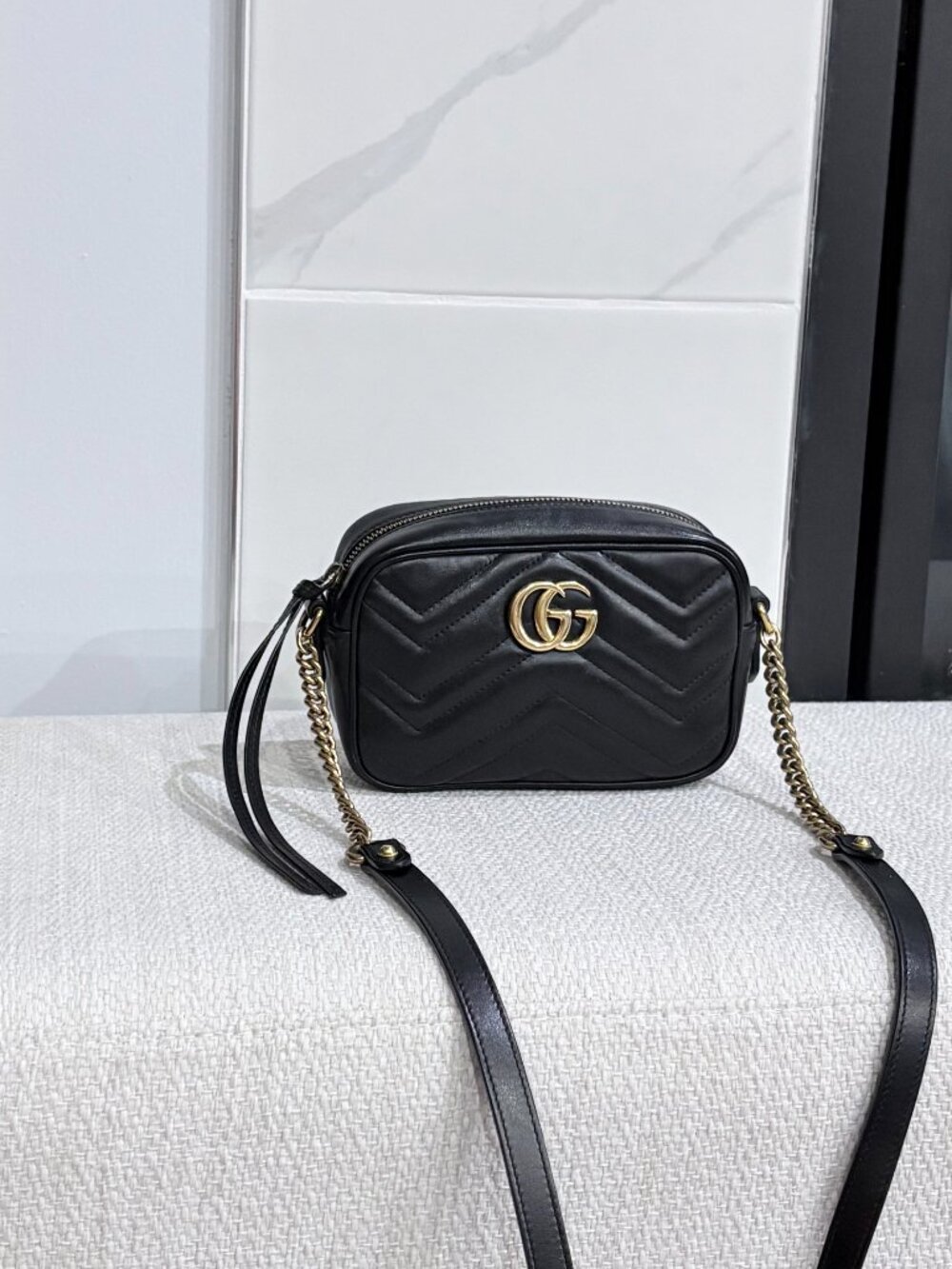 Gucci GG Marmont mini camera bag - Picture 3 of 14
